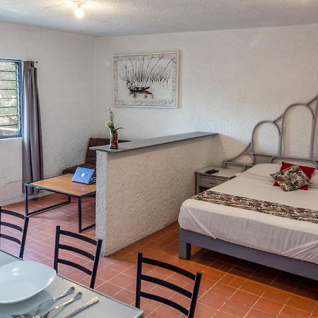 Suite Con Terraza En En El Corazon De Chapalita 11 Γκουανταλαχάρα Εξωτερικό φωτογραφία